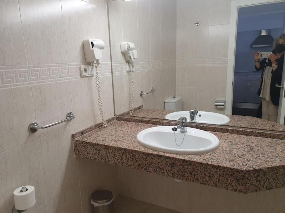 Apartament Centro De Salou-2 Minutos De La Playa-Wifi-Piscina Zewnętrze zdjęcie
