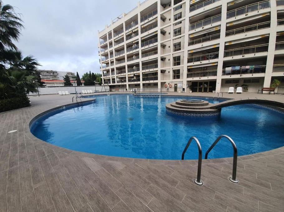 Apartament Centro De Salou-2 Minutos De La Playa-Wifi-Piscina Zewnętrze zdjęcie
